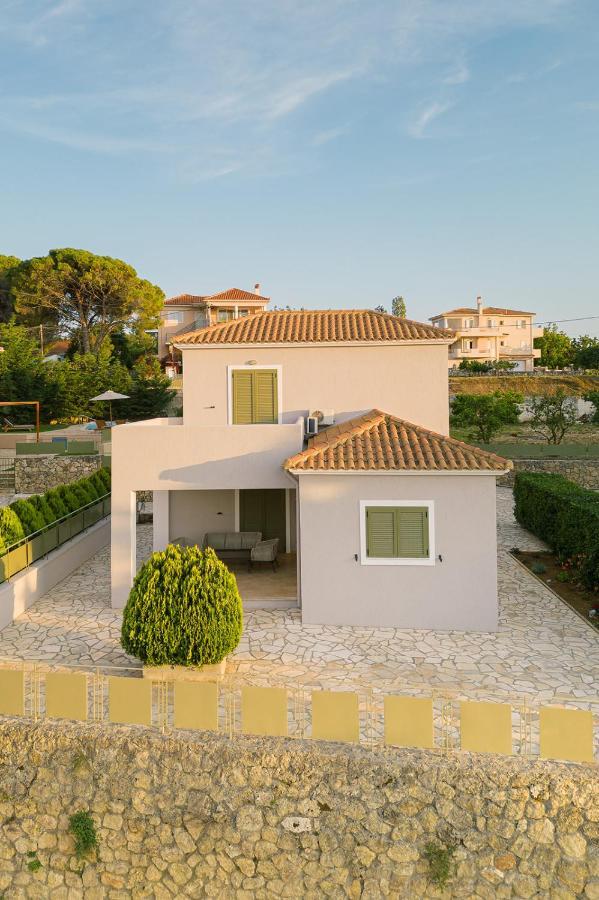 Vasilopoulos Residences - Villa Emelia With Shared Pool Argostoli  Exteriör bild