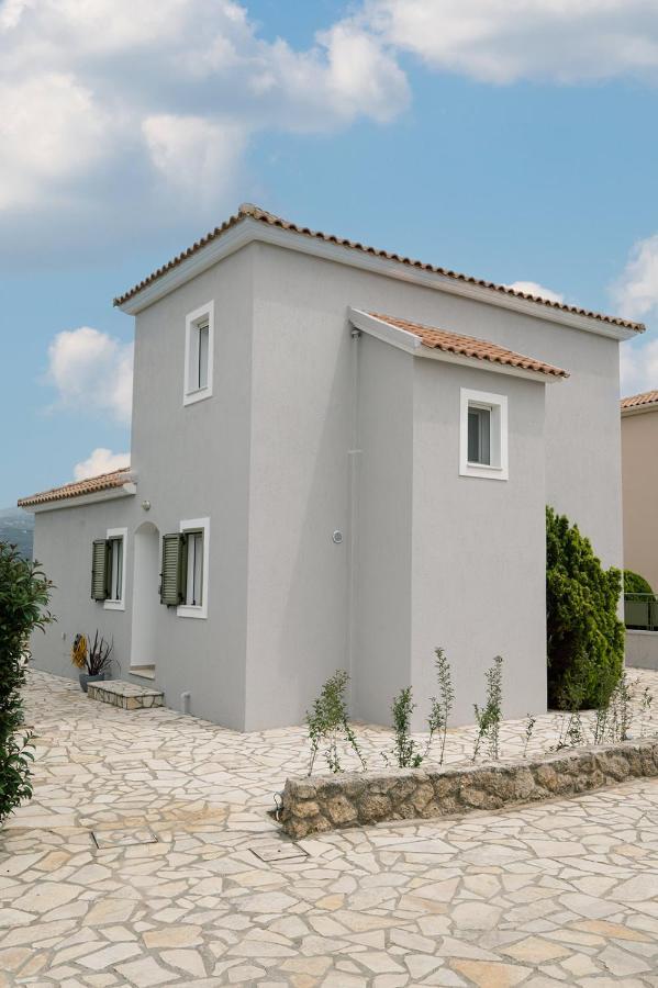Vasilopoulos Residences - Villa Emelia With Shared Pool Argostoli  Exteriör bild